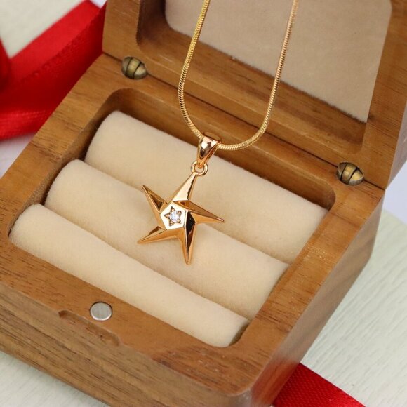 "Shiny Rose Gold Star Pendant with Tiny Crystal Accent Center, XPPT1537 - Picture 4 of 13